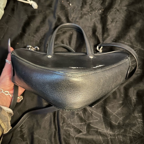 Balenciaga triangle leather bag 100% authentic - Picture 2 of 5